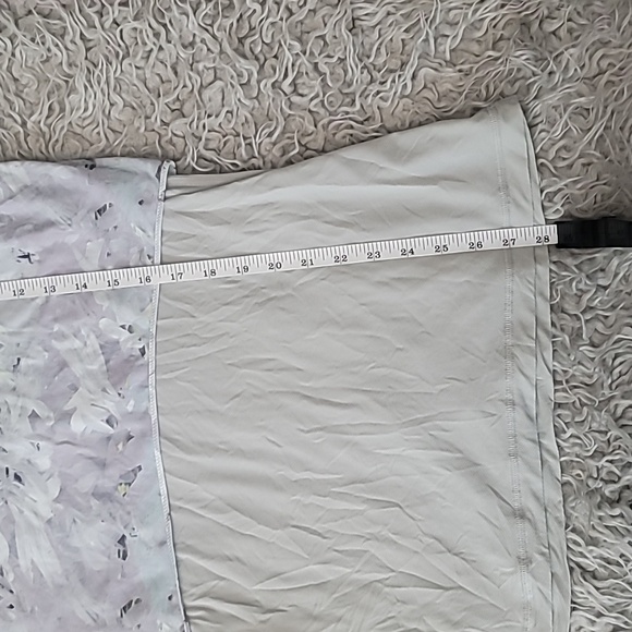 🪼Lululemon Layeres Top in Pastel Shades! - Picture 8 of 8